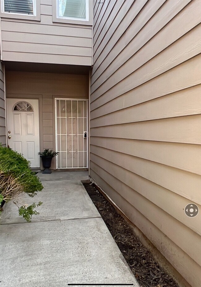 Photo - 12121 Dashwood Dr