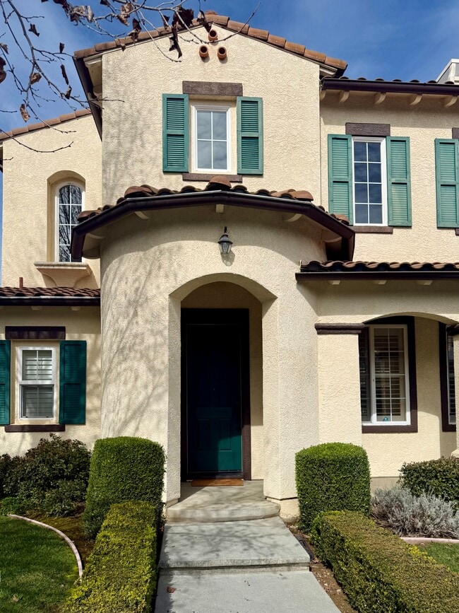 Photo - 2490 Muirfield Way