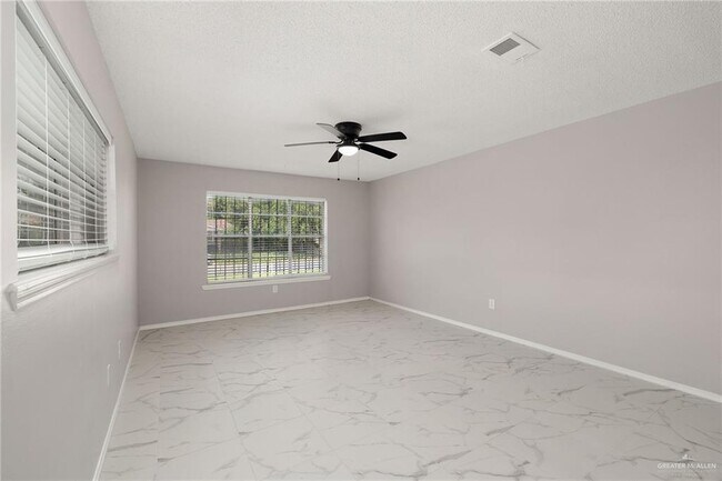 2409 Camellia Ave