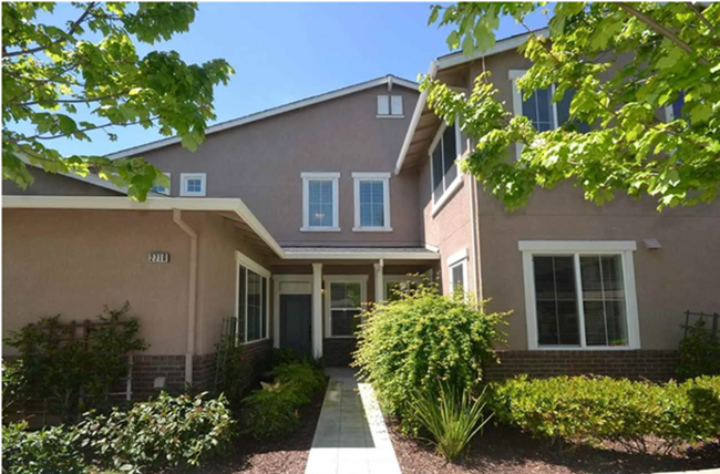 COMING SOON-Charming 3 bedroom home -with ... - COMING SOON-Charming 3 bedroom home -with ...