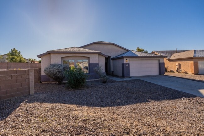 Building Photo - 8220 N Freshwater Ln Rental