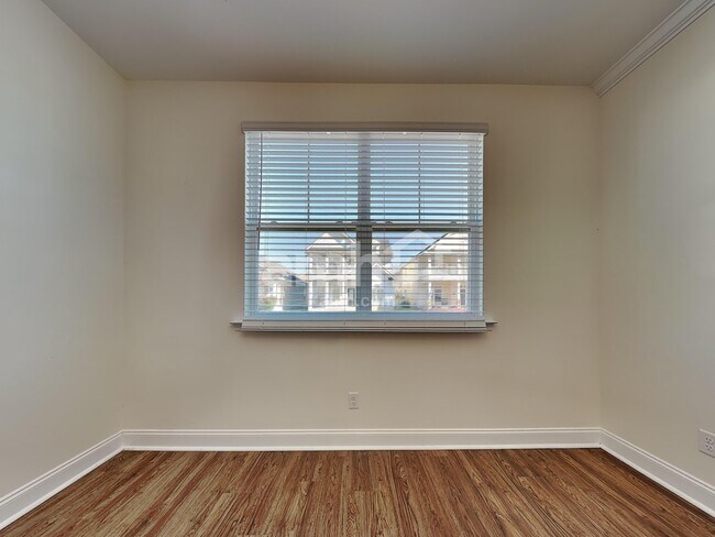 Photo - 508 Flat Rock Trace