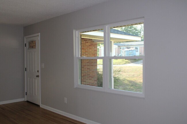 Photo - 3 Bedroom 2 Bath W/ Bonus Room In Augusta!