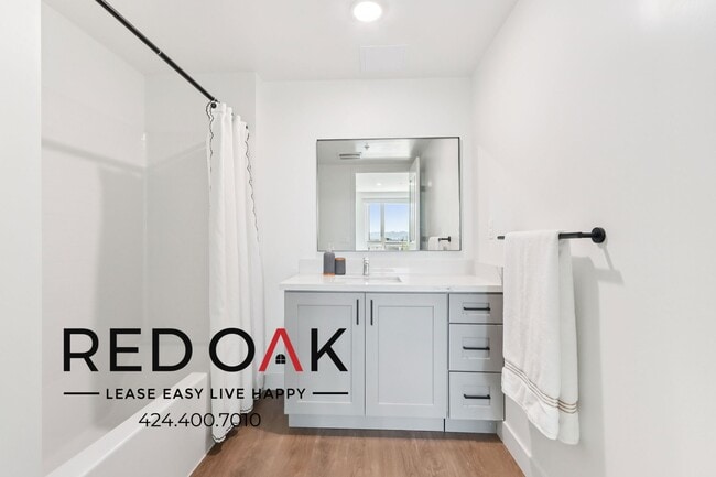 Photo - 14526 Kittridge St Unit 505