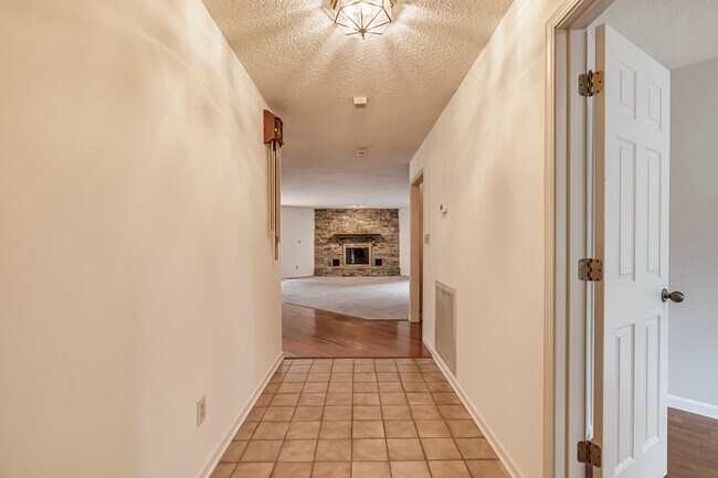 Photo - 116 Daleyuhski Way