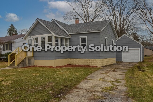 Photo - 810 Plain St House