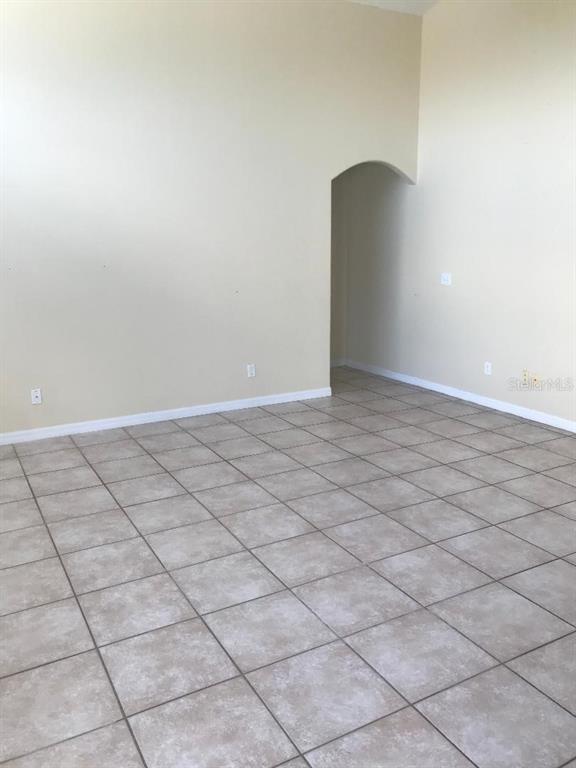 Photo - 2684 Porter St