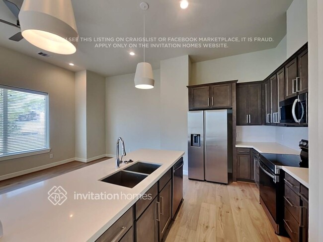 Photo - 10530 Executive Lake Dr