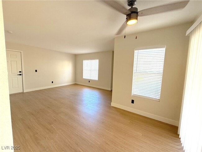 Photo - 6800 E Lake Mead Blvd Unidad 1013