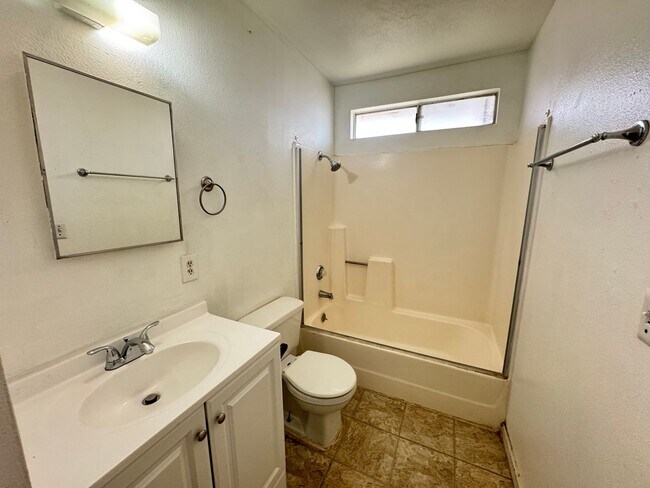 Photo - 736 Commercial Ave Unit #A