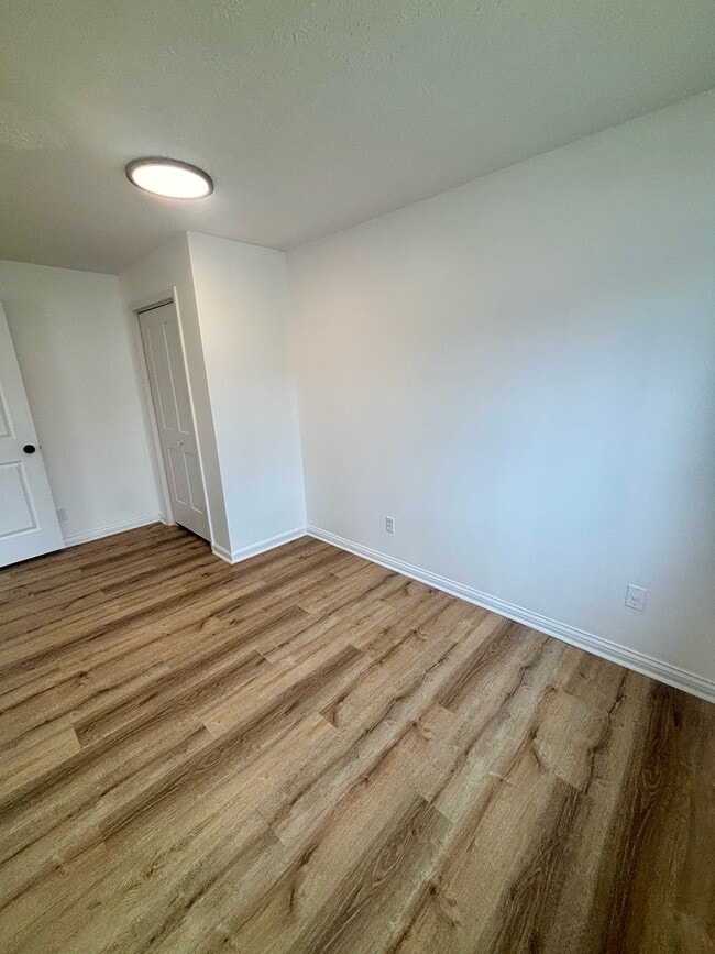 Photo - 831 Meigs Ave