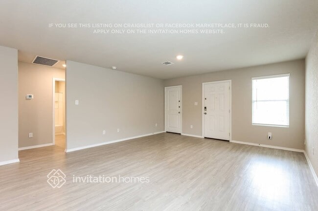 Photo - 140 Hollywood Dr