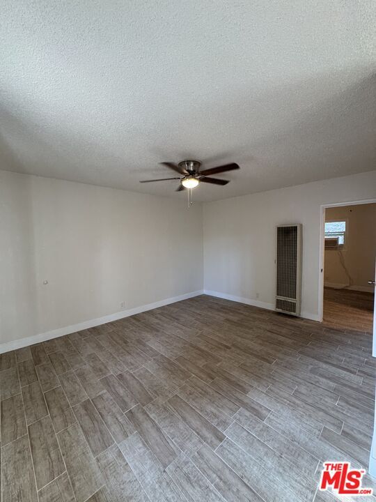 Photo - 4115 W Century Blvd Unit 4