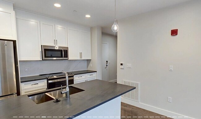 Photo - 434 McGrath Hwy Apartamento Unidad 411