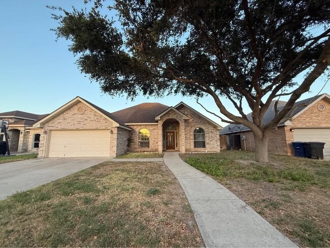 Building Photo - 2204 N 48th St