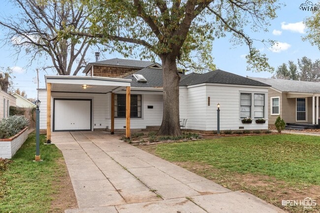 Photo - 1644 Ardath Ave