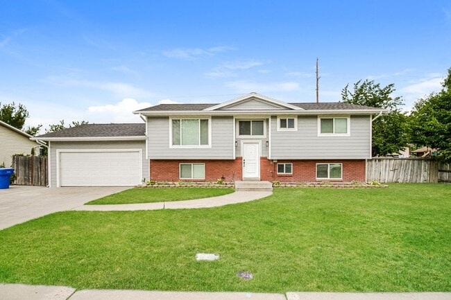 Remodeled Orem Home! Large Backyard! Amazi... - Remodeled Orem Home! Large Backyard! Amazi...