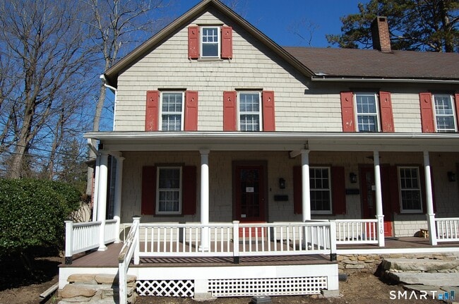 Building Photo - 410 Wilton Rd W Unit North