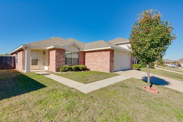 Photo - 621 Woodpecker Ln
