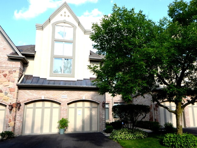 Building Photo - 1577 S Kembley Ave