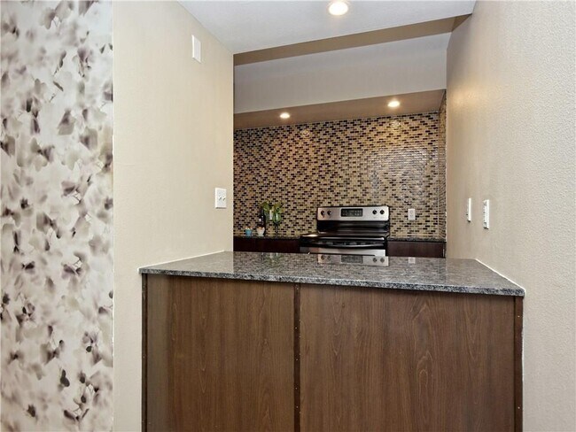 Photo - 2200 Dickson Dr Unit 126
