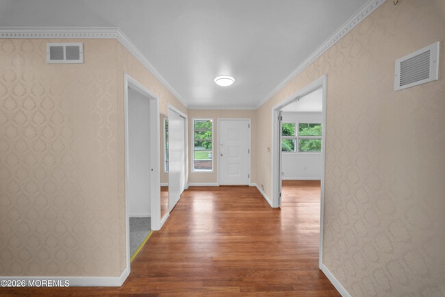 Photo - 170 Bingham Ave