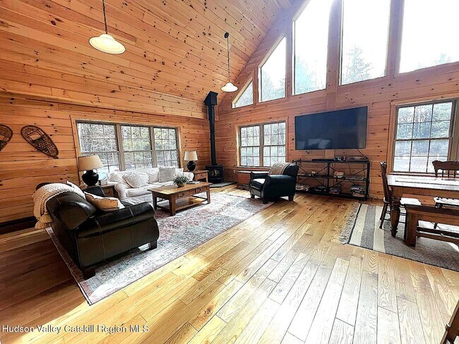 Photo - 32 Twin Pond Rd