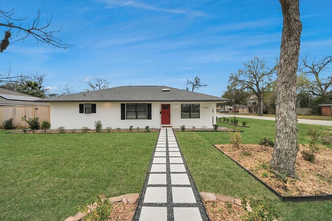 Photo - 9261 Autauga St