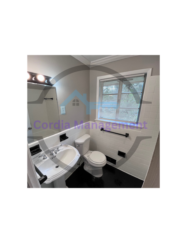 Photo - 2 Bedroom For Rent in Decatur - Gorgeous H...