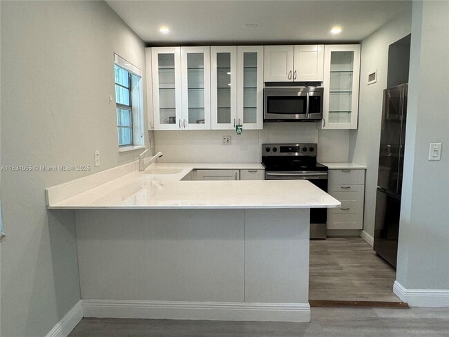 Building Photo - 7865 SW 57th Ave Unit 48D Rental