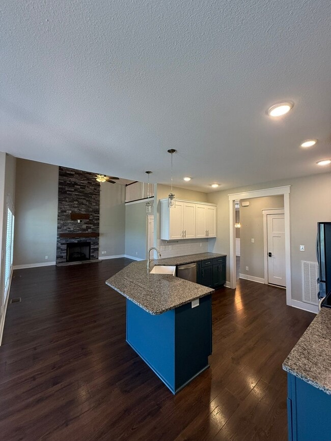 325 Piedmont Pl