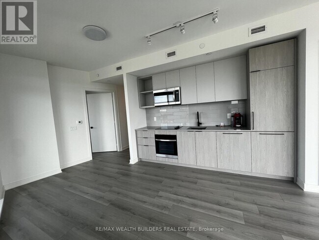 Photo - 1185 Dupont St Unit 2102