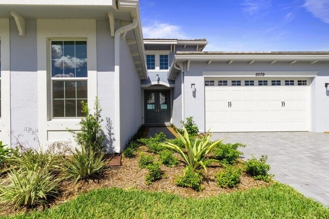 Photo - 5579 Liberty Ln