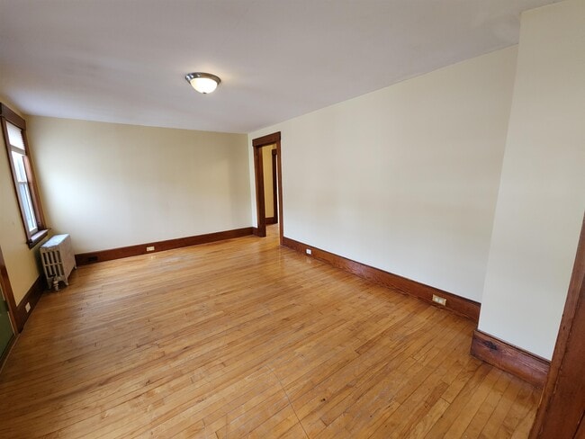 Photo - 451 Washington St