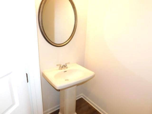 Photo - 246 Dupont Dr