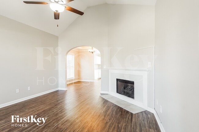Photo - 193 Creekstone Tr