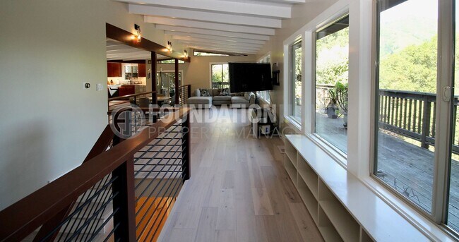 Photo - Modern Mill Valley Retreat - Washer/Dryer - Hiking - FOUNDATION