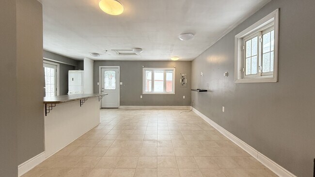 Photo - 1100 Hamilton Rd Unité ADU