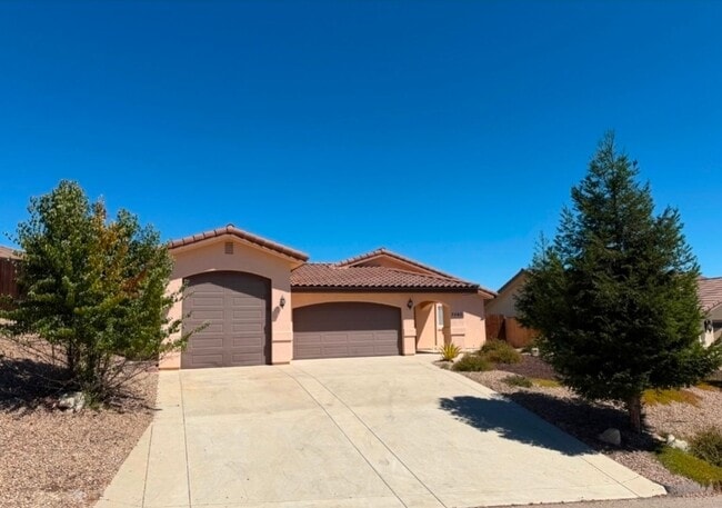 3540 Lakeside Village Dr