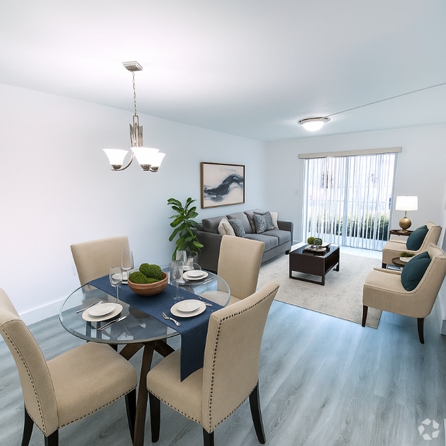 Building Photo - 145 SW 30th Ct Rental