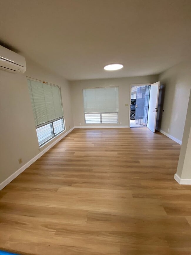 Photo - 843 21st Ave