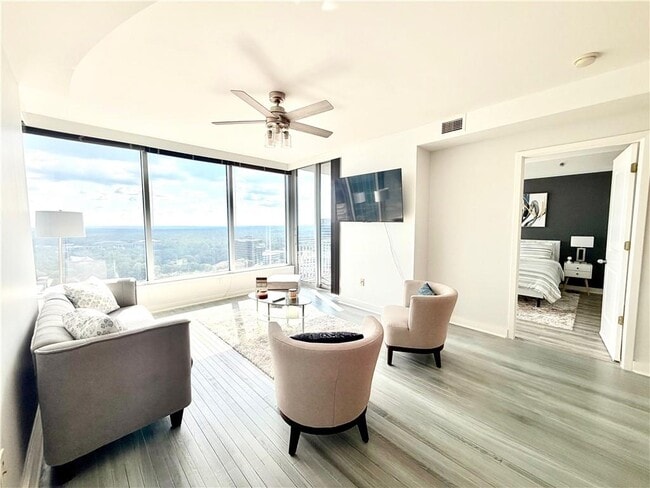 Building Photo - 3338 Peachtree Rd NE Unit 3008