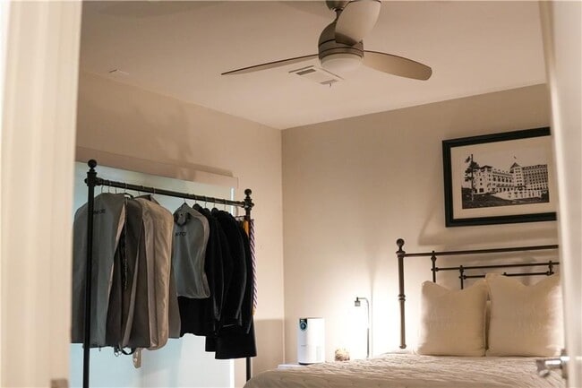 Photo - 908 Lenox Blvd