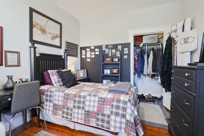 Photo - 3428 Delachaise St