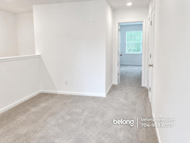 Photo - 11912 Oak St