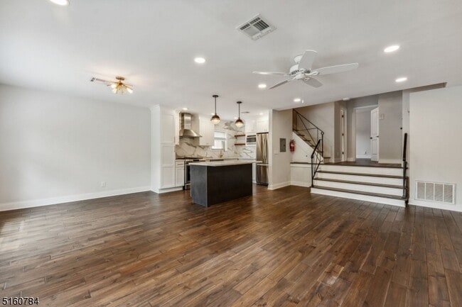 Photo - 31 Upper Mountain Ave Unit 4