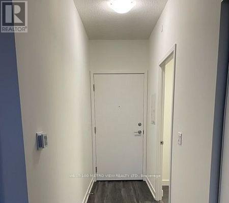 Photo - 859 The Queensway Unit 413