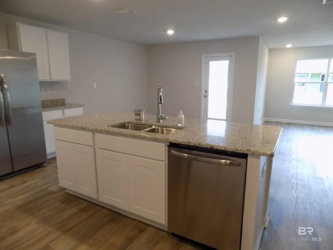 Photo - 10402 Ruffian Rte