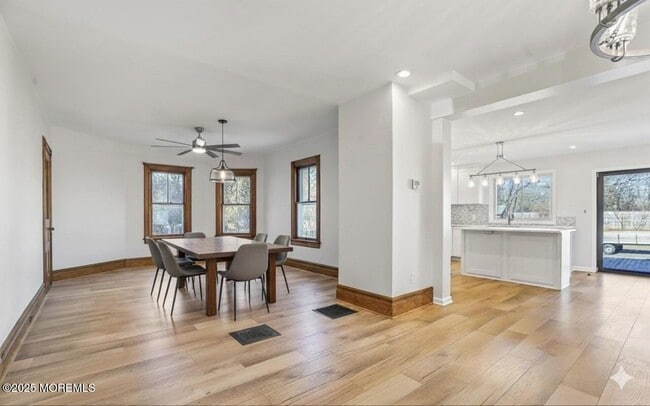 555 Cedar Ave
