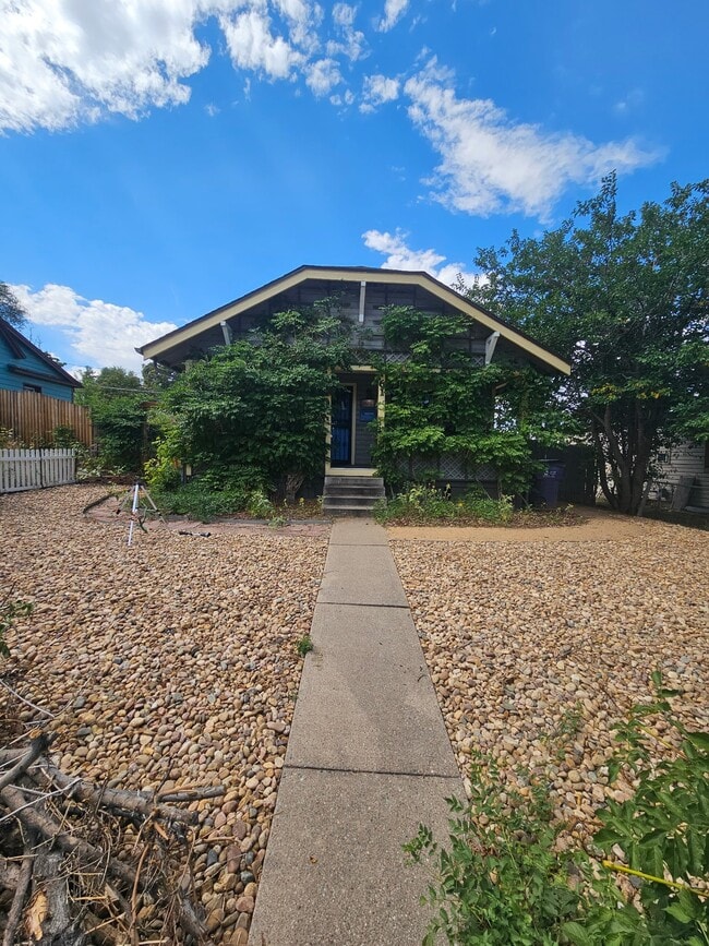 Building Photo - 61 Newton St